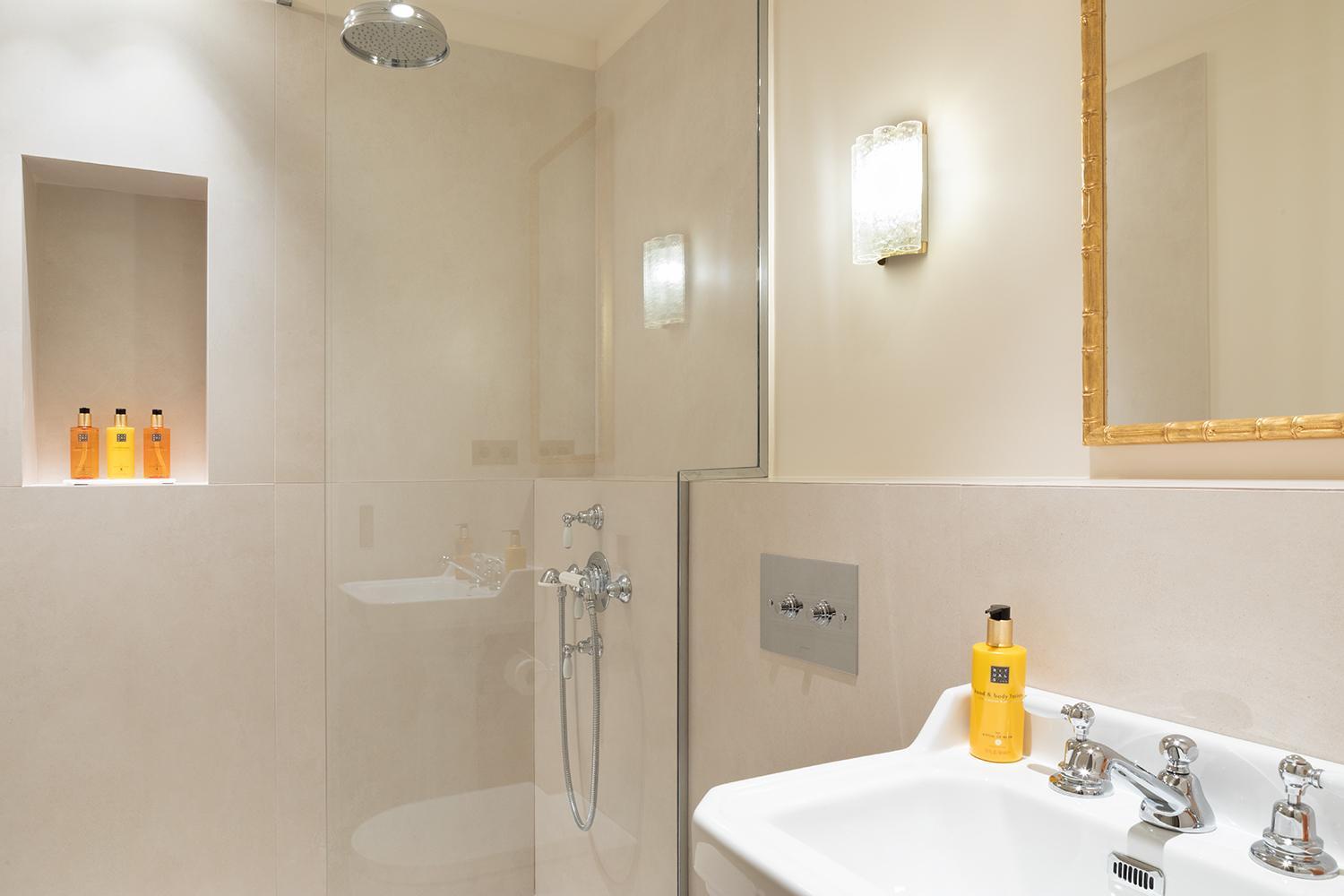 Pick A Flat'S Apartements With Services In Louvre - Rue Des Halles باريس المظهر الخارجي الصورة